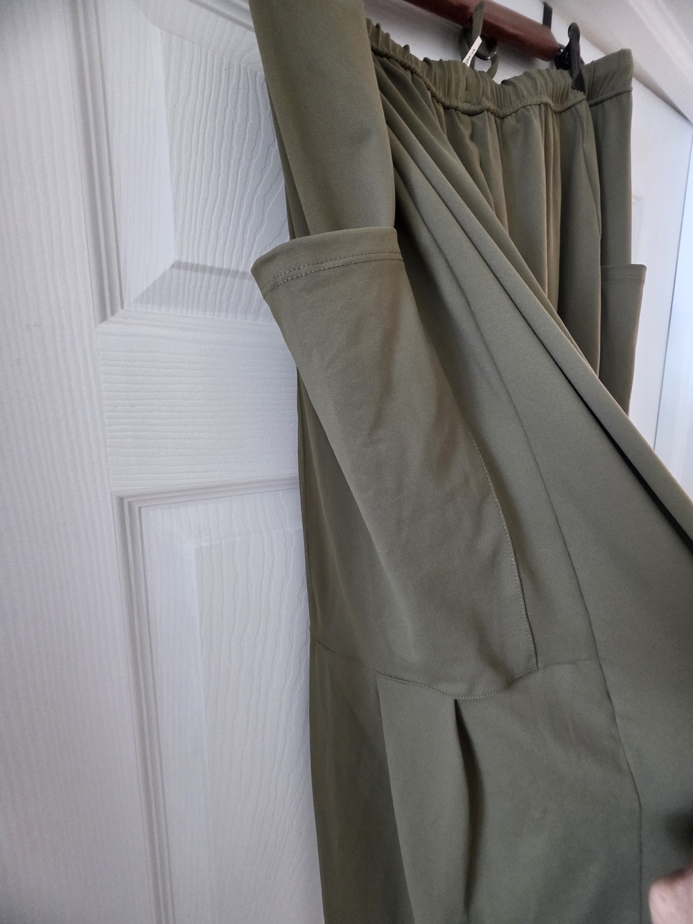 HALARA Wide-Leg Olive Green Drawstring Pocket Pants - Picture 6 of 10